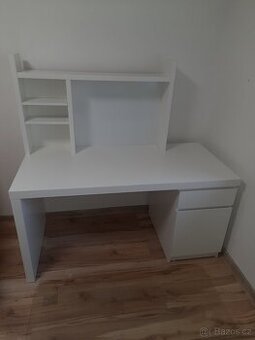 Stůl IKEA