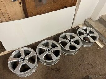 Alu kola Audi 5x112 R19