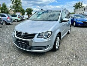 VW Touran 1.4 TSI 103kW 7 míst,Servis,Navi