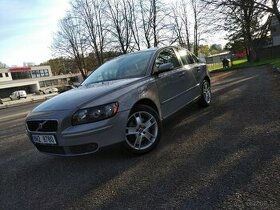 Prodám Volvo S40 II T5 2,5 Turbo benzín 162 Kw -220 PS - 1