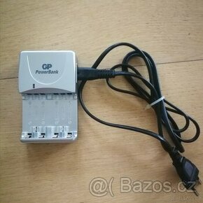 Nabíječka baterií GP Powerbank