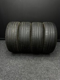 Sada pneu Michelin 235/55/19 105Y