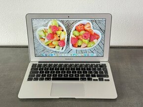 MacBook Air 11" 2011 i5 / 4GB / 64GB - DPH - 1