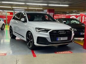 Audi Q7 - 1