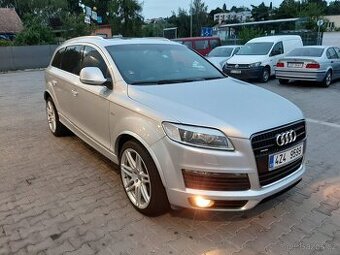 Prodám Audi Q7 4.2tdi Sline, nájezd 198tis, závada