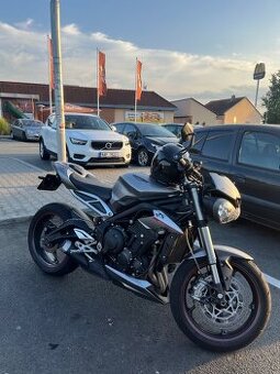 Triumph street triple 765 RS - 1