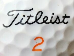 Golfové míčky- titleist