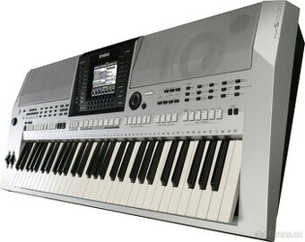 Profesionální keyboardy Yamaha PSR S900