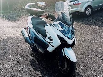 KYMCO MYROAD 700i ABS, SERVISOVANÝ, NOVÁ STK,LEDKY