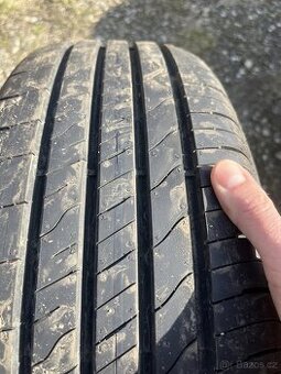 Nové letní  pneu Goodyear efficient grip performance 2 - 1