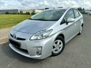 TOYOTA PRIUS 1.8 HYBRID //2011 KEYLESS HEAD-UP SERVISKA