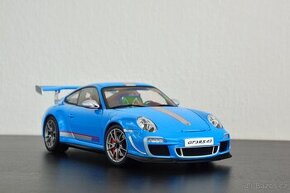 AUTOart Porsche 997 911 GT3 RS 4.0