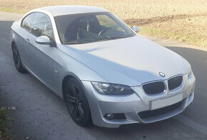 BMW e92 320d - Náhradní díly z rozebíraného vozu