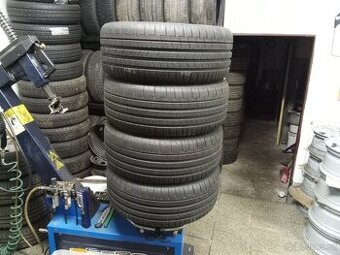 235/35 R19 XL Nové Letní Pirelli