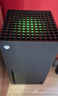 Xbox Series X 1TB 16her 2 ovladače.