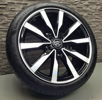 18" Originál Toyota Corolla 5x114,3 pneu Good Year