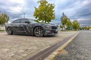 Dodge Charger 5.7 Hemi