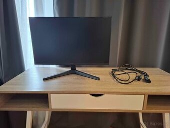 Samsung S31C 24' LED Monitor - Jako nový