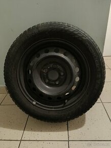 Nokyan tyre 205/60 r 16 zimni. Ráfek 5x114,3