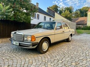 Mercedes benz w123 250 benzin Piano