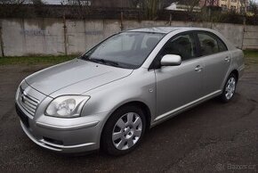 TOYOTA AVENSIS 2,0D4-D PO SERVISU SUPER STAV