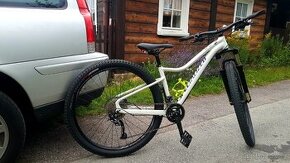 Specialized Jynx 27,5 velikost S