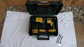 DeWalt Aku šroubovák na SÁDROKARTON DCF620D2K