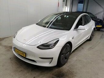 Tesla Model 3 Long Range