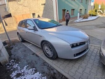 Alfa Romeo 159 - 1