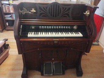 prodám harmonium muzejní kus repasovaný