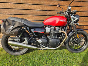 TRIUMPH Street Twin 900