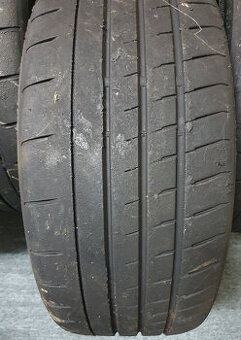 Sportovní závodní Bridgestone 225/45R17