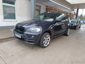 BMW e70 X5 2007-2008 173kw 7 míst