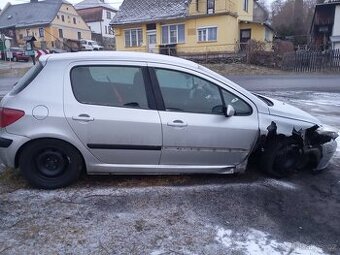 Na náhradní díly Peugeot 307