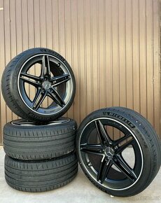 CLA45s CLA45 Mercedes R19 AMG Alu kola 5x112