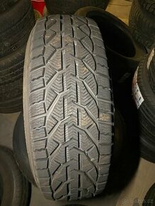 1x nova zimni pneu kormoran 205/60 R16