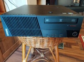 PC LENOVO THINKCENTRE M83 - 1