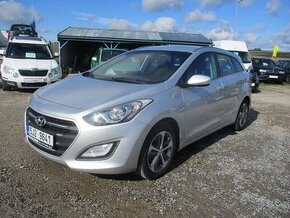 HYUNDAI i30 1,6i CVVT Trikolor odp. DPH, CZauto 2015