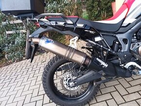 Výfuk Africa Twin 1000