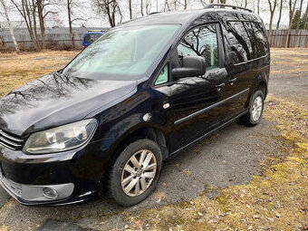 VW Caddy  1.6 Tdi černá metal