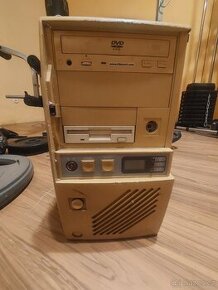 Retro pc skříň