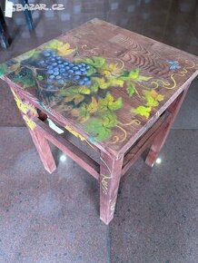 Ručně malovaná stolička