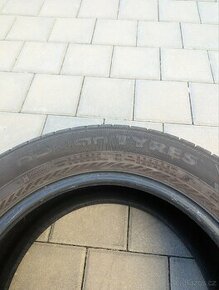 Nokian waterproof SUV 225/65/17