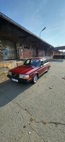 Volvo 240 DL - 1