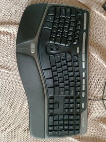 Microsoft Natural Ergonomic Keyboard 4000, CZ