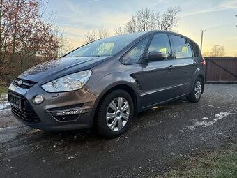 Ford S-Max 2.0TDCI.120KW,Navi,7 Míst,Tažné, 2014