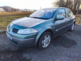 Renault Mégane 1.6 i Nová Stk na 2 roky