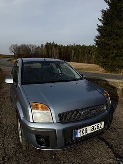 Ford fusion 1.4 TDCI 50kw serviska, po 1.majiteli