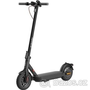 Xiaomi Electric Scooter 4 PRO 2nd Gen NOVÁ V ZÁRUCE