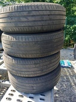 215/65/17 letni pneu 215/65 R17